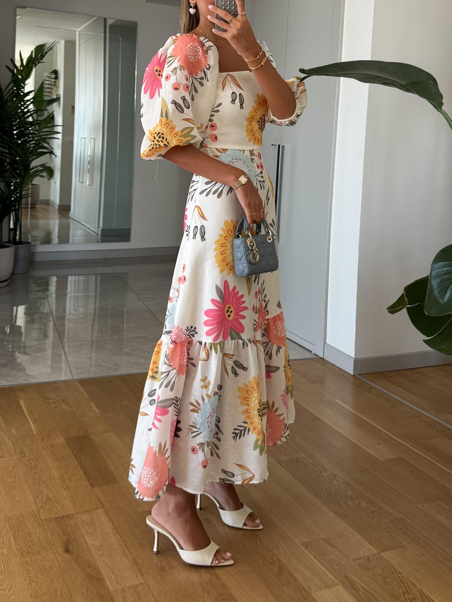 CAMILLE – VESTIDO CON MANGAS ABULLONADAS DE ELEGANCIA FLORAL