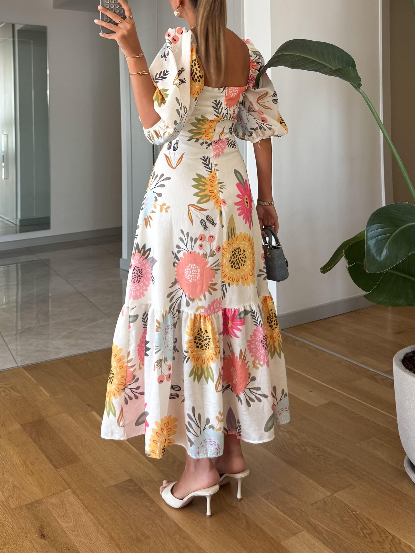CAMILLE – VESTIDO CON MANGAS VOLANTES ELEGANTE EN FLORAL