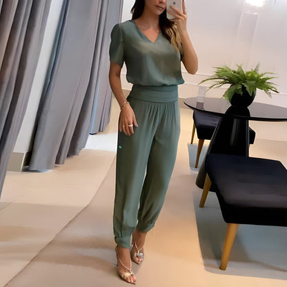 Kenzie – Conjunto a la Moda con Blusa y Pantalones