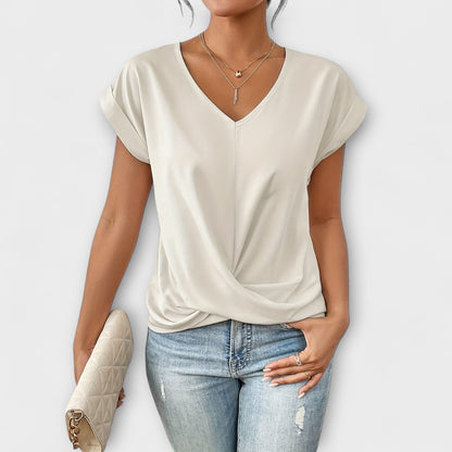 Carlinda | Top Elegante con Escote en V
