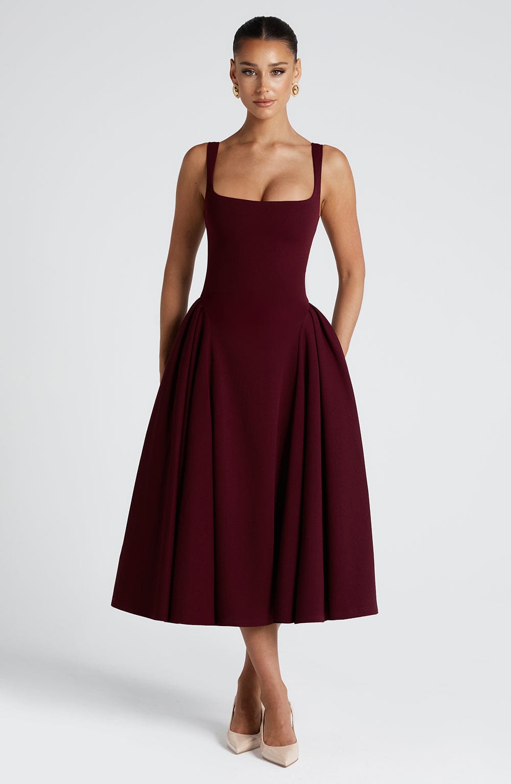 Betty | Vestido Midi de Laca Cereza