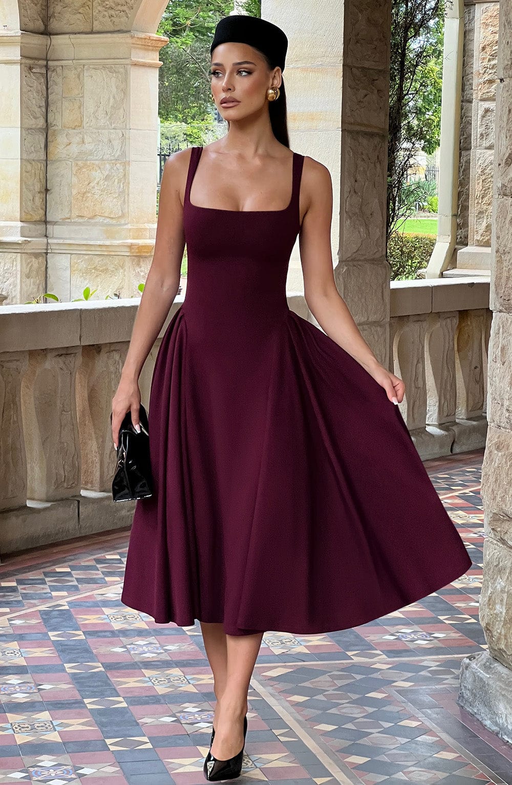 Betty | Vestido Midi de Laca Cereza