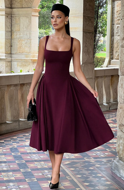 Betty | Vestido Midi de Laca Cereza