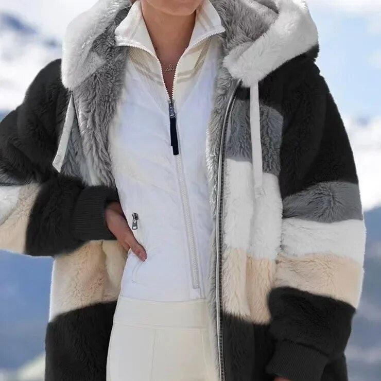 Alexa | Chaqueta de Invierno con Capucha y Cremallera