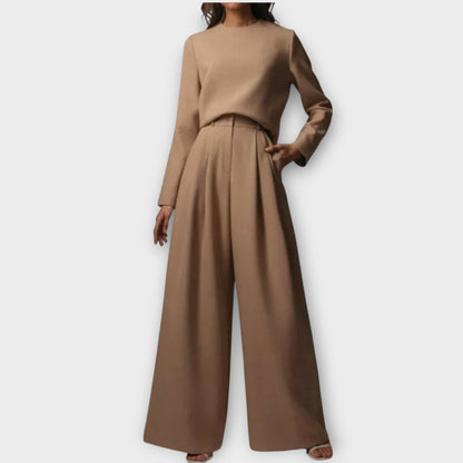 Conjunto Elegante de Dos Piezas con Pantalones Amplios