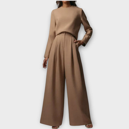 Conjunto Elegante de Dos Piezas con Pantalones Amplios
