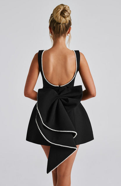 Hollis - Vestido Mini Elegante con Lazo de Perlas