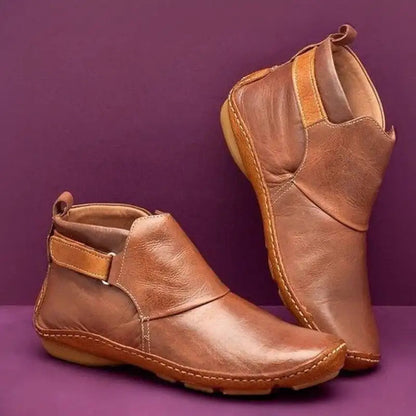 Honorata - Botines de Cuero Brillante
