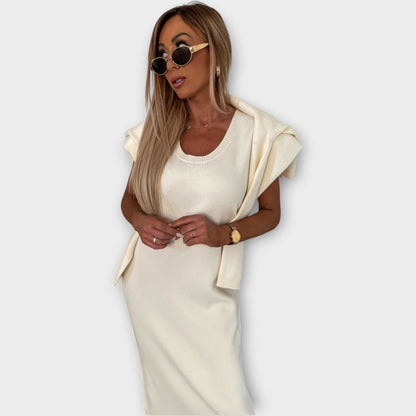 El Conjunto de Suéter y Falda Luxe Knit
