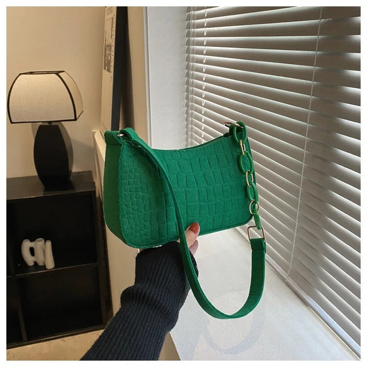 Magnella | Elegante bolso de hombro con diseño de piel de cocodrilo
