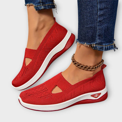 Zapatillas de paseo slip-on de malla confort
