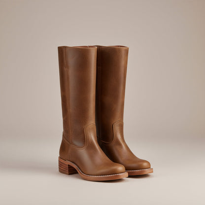 Sofía – Botas Clásicas y Modernas