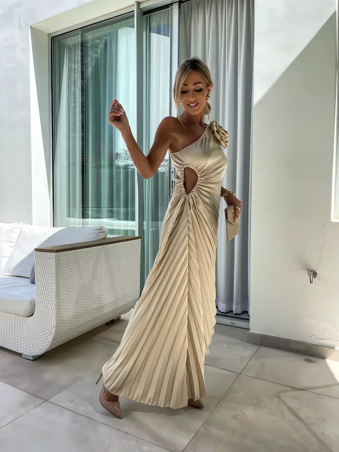 Lizbeth - Vestido Maxi de Flores con Hombro Descubierto