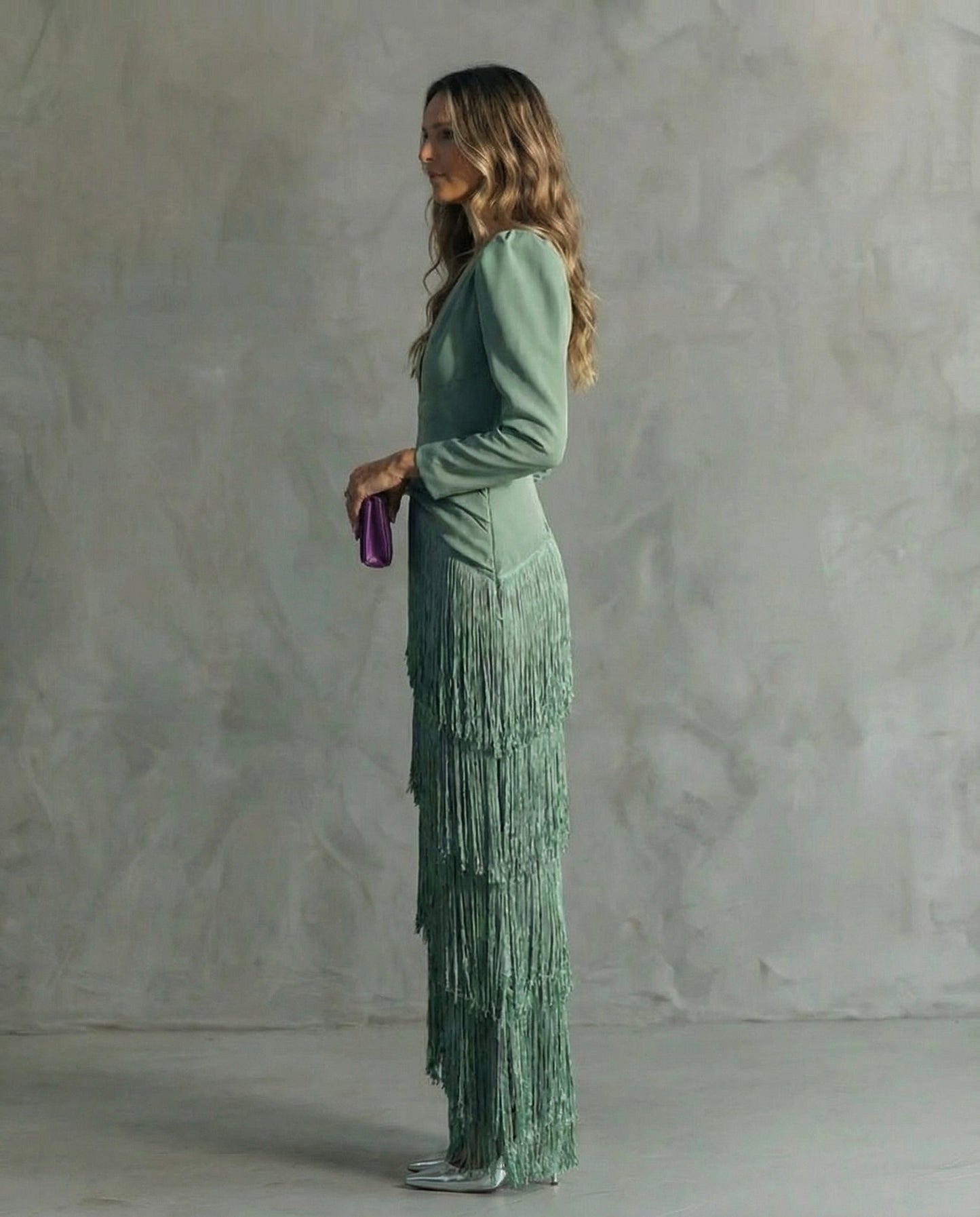 Elara™ | Elegante vestido midi con mangas de flecos