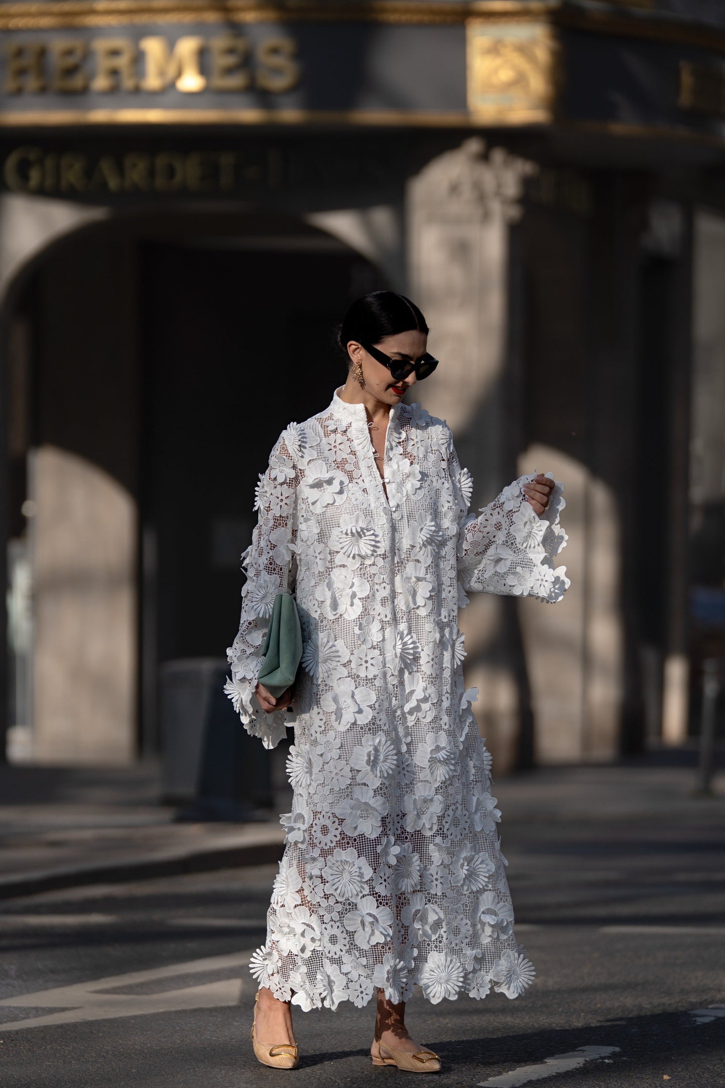Yelira | Elegante Vestido Blanco de Encaje