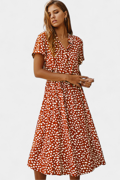 Rovena Vestido Midi de Lunares con Cuello Camisero y Cintura Ajustable