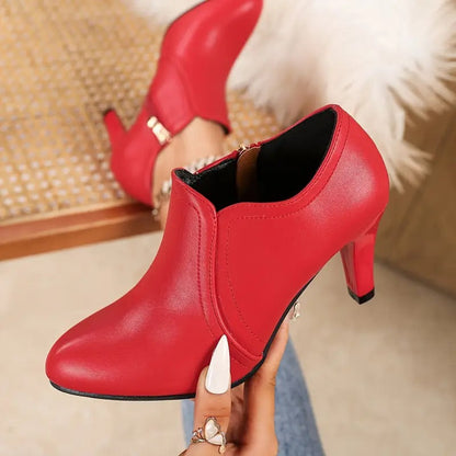 Isaura - Elegantes Botas de Cuero