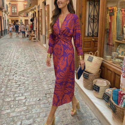 Vestido Midi Elegante con Estampado Atemporal - Corte Fluido y Refinado