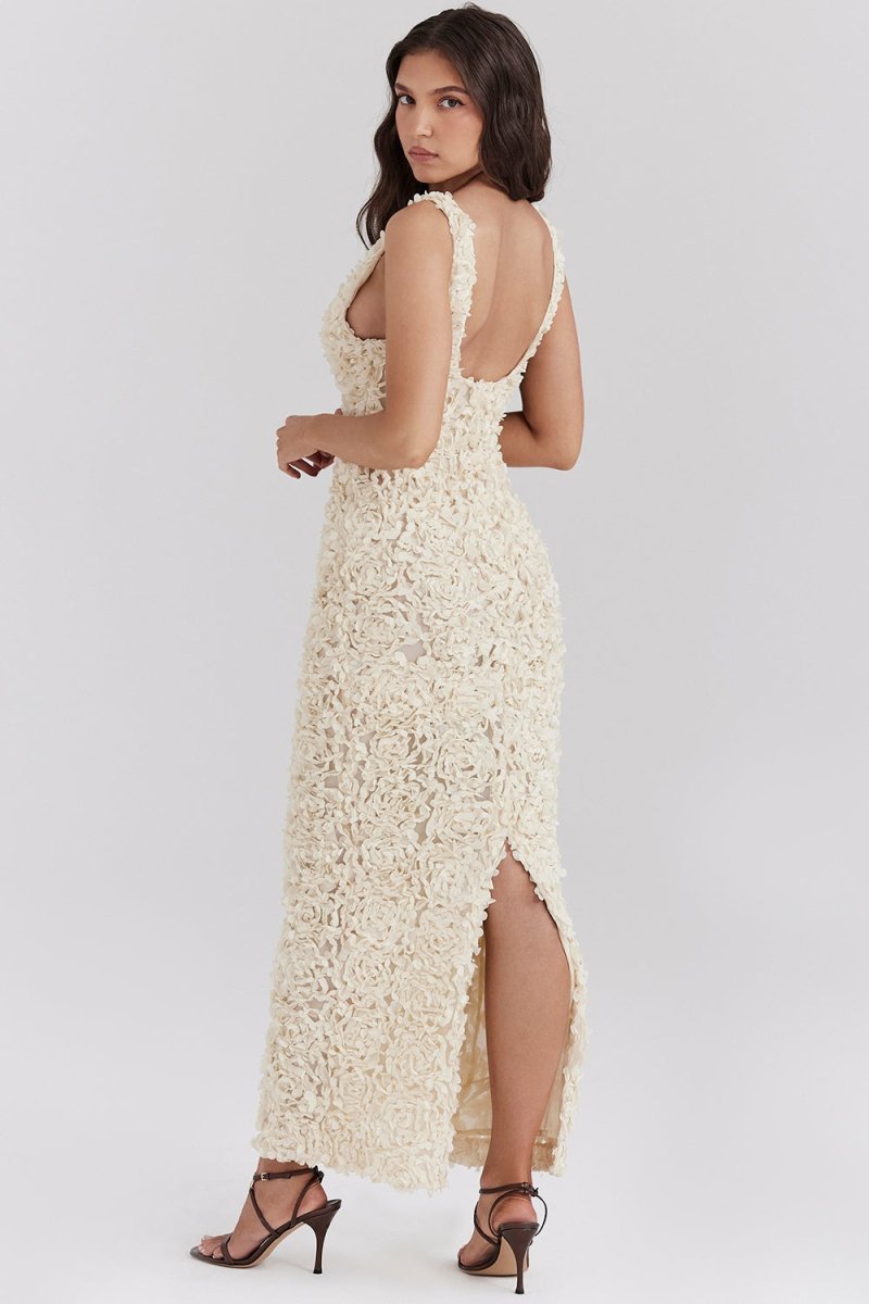 HAILEY - VESTIDO INSPIRADO EN PÉTALOS CON ESTILO GRACIOSO