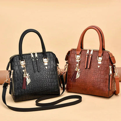 Bolso de Cuero con Relieve de Cocodrilo