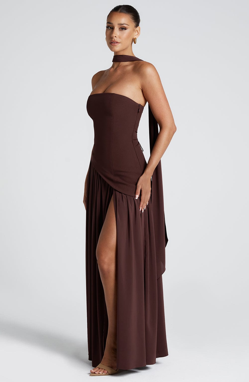 Vestido Maxi Sin Tirantes para Mujer con Abertura Alta y Cintura Asimétrica