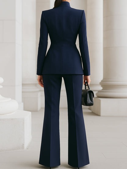 Traje Azul Marino con Blazer de Cuello Alto y Pantalones de Pierna Ancha