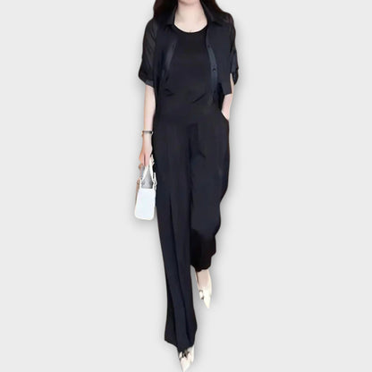 Conjunto Elegante de Tres Piezas con Ajuste Relajado