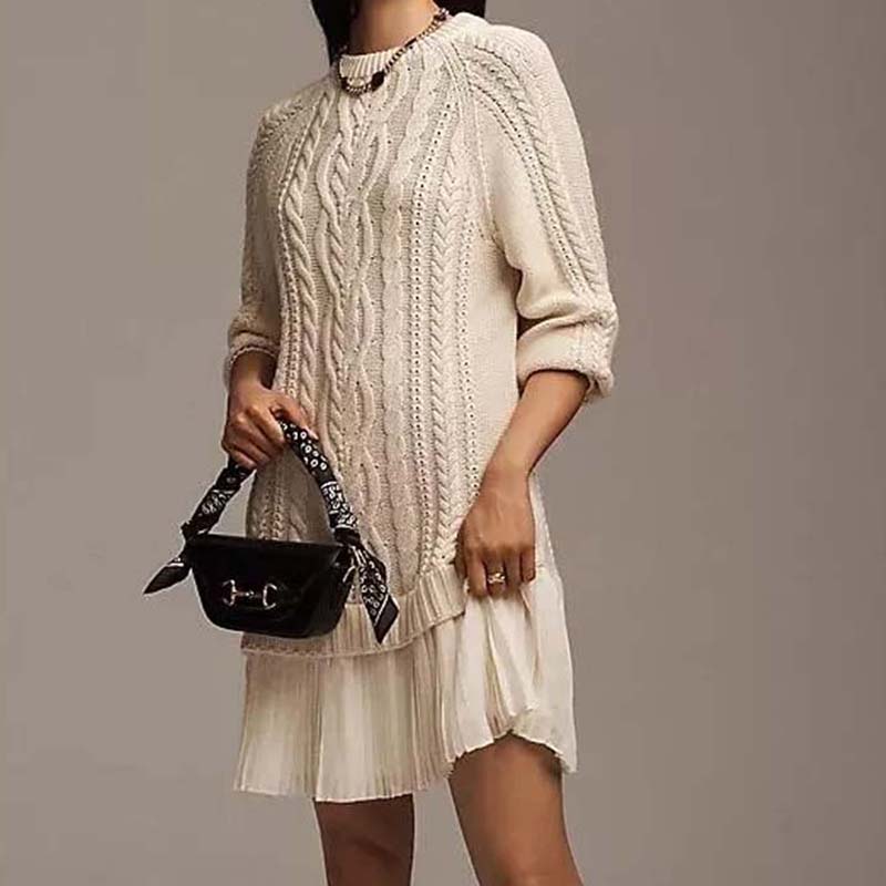 El Vestido A-Line de Punto Cableado - El Vestido de Suéter Halagador