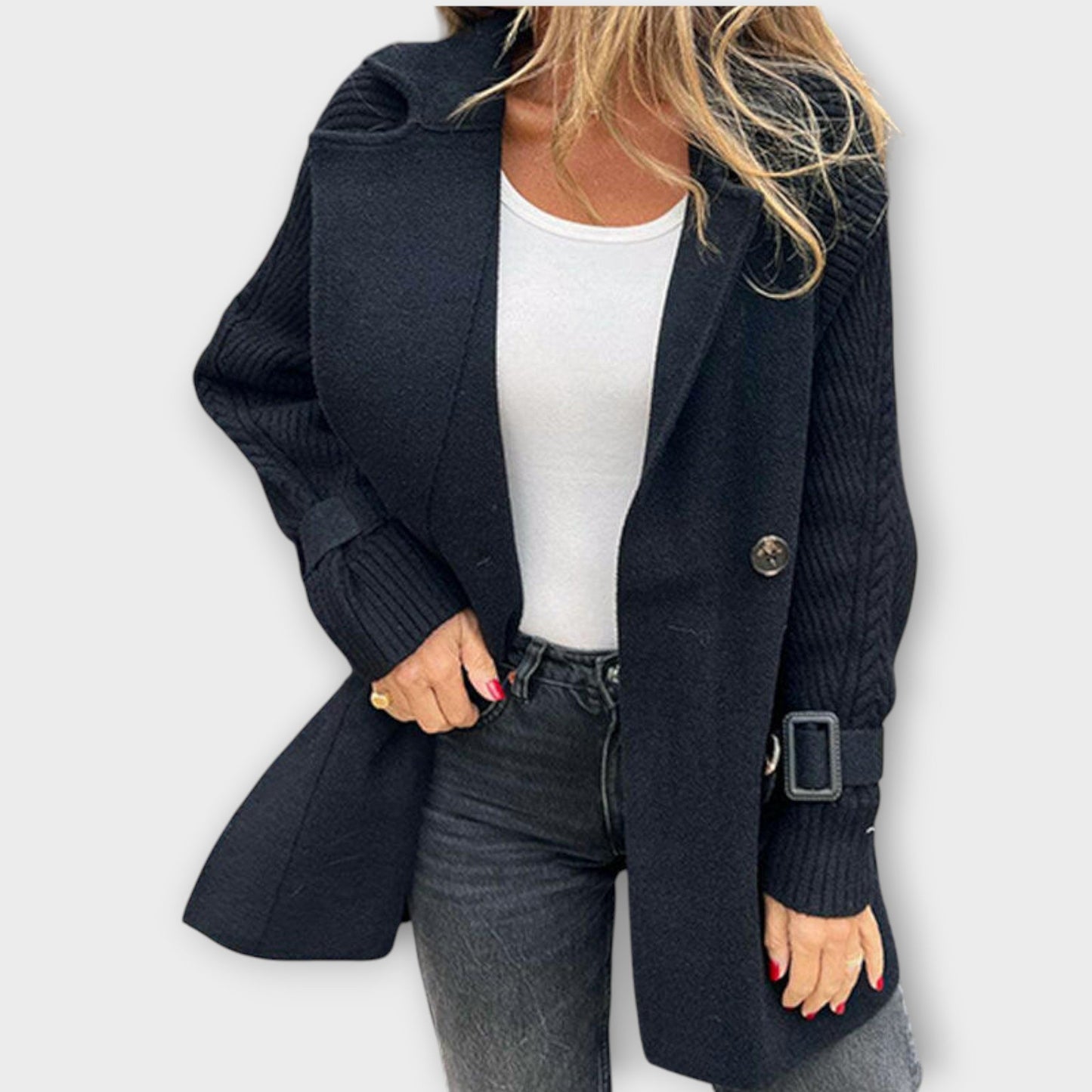 Abrigo de invierno con detalles de punto chic y acogedor