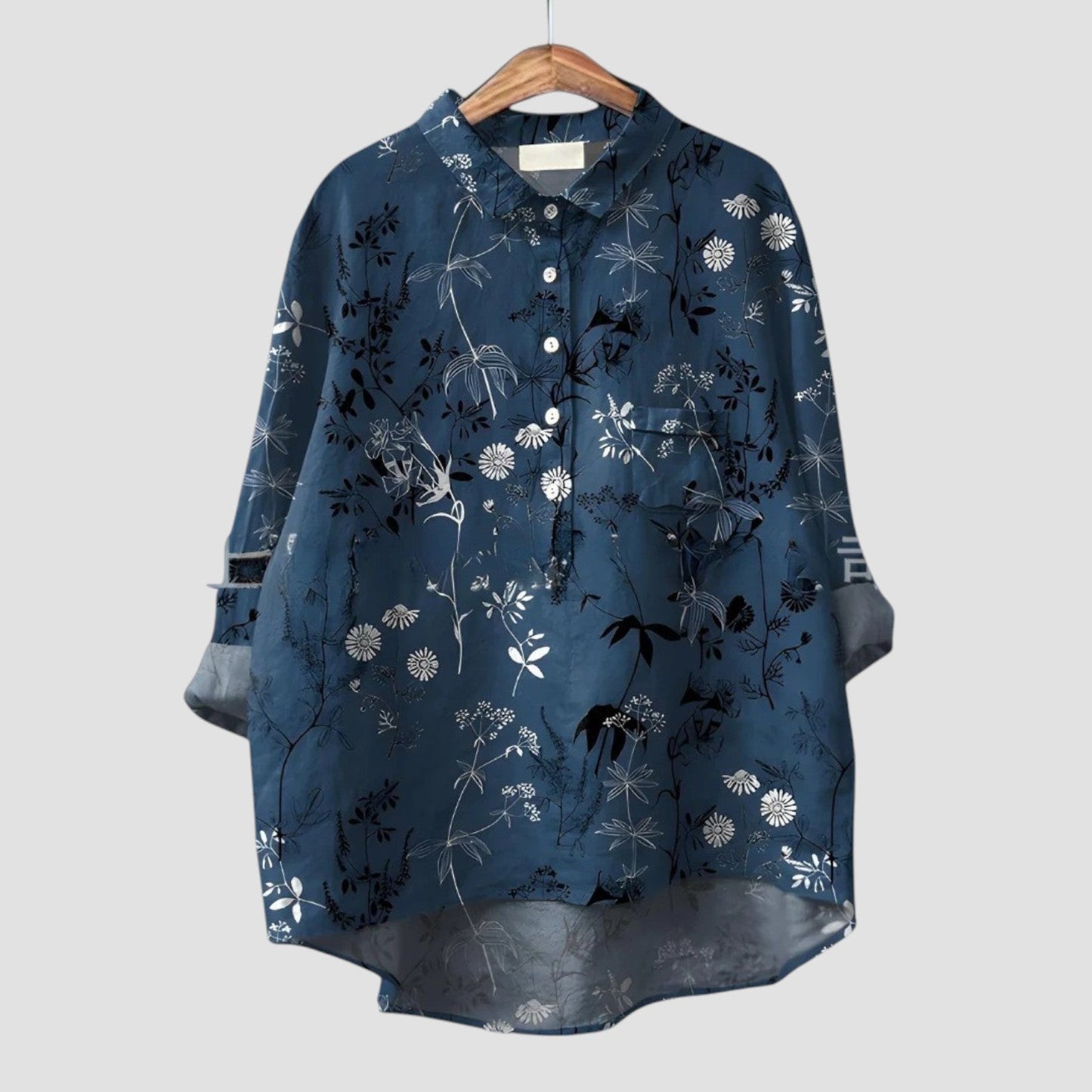 Serenya™ | 2025 – Blusa de Drapé Floral